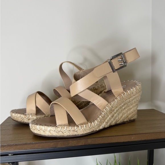 Wedges Charles By Charles David - Picture 2 of 9